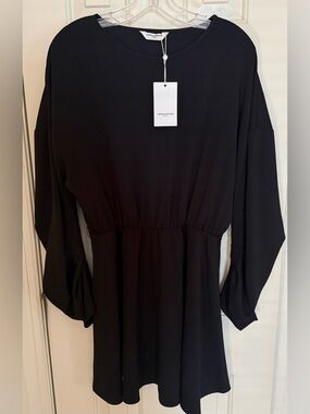 AMANDA UPRICHARD Black Dress $229 new